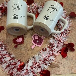 Salt and Pepper - White and black NWOT